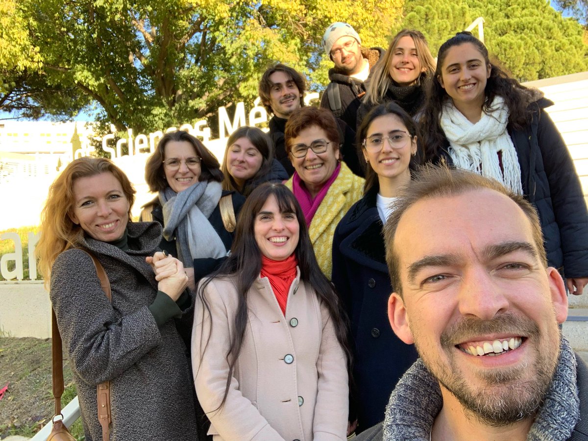 The #REMAP4kids team welcomed 3 new members this week! Another excuse to celebrate 🥳

From left to right (above my big head), Lucile Révillod, labmanager, Sara Ghafoori, Master2 student, and Coralie Compare, cell culture engineer.

Very enthusiastic Lab Head right here 🤩