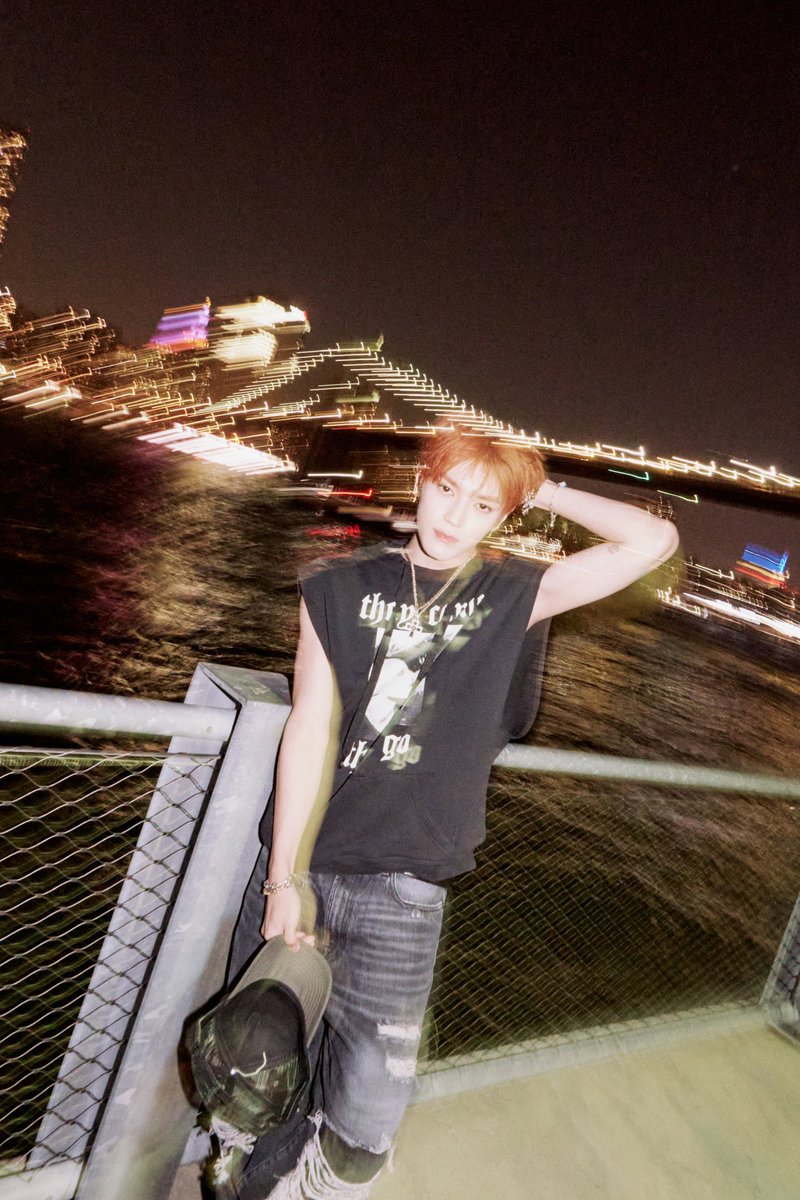 VOIISE  버이스  - Digital Single ‘CALL D’ 
        【 NEW UNIT - 𝙈𝙊𝙊𝙉𝙓𝙅𝙊𝙊𝙉 】

💿 Pre-order &amp; save (🇨🇦🇺🇲 12/04)

➫ 20223.12.11 6PM (KST)

#VOIISE #버이스
#OH_MOONSIK #오_문식
#Call_D