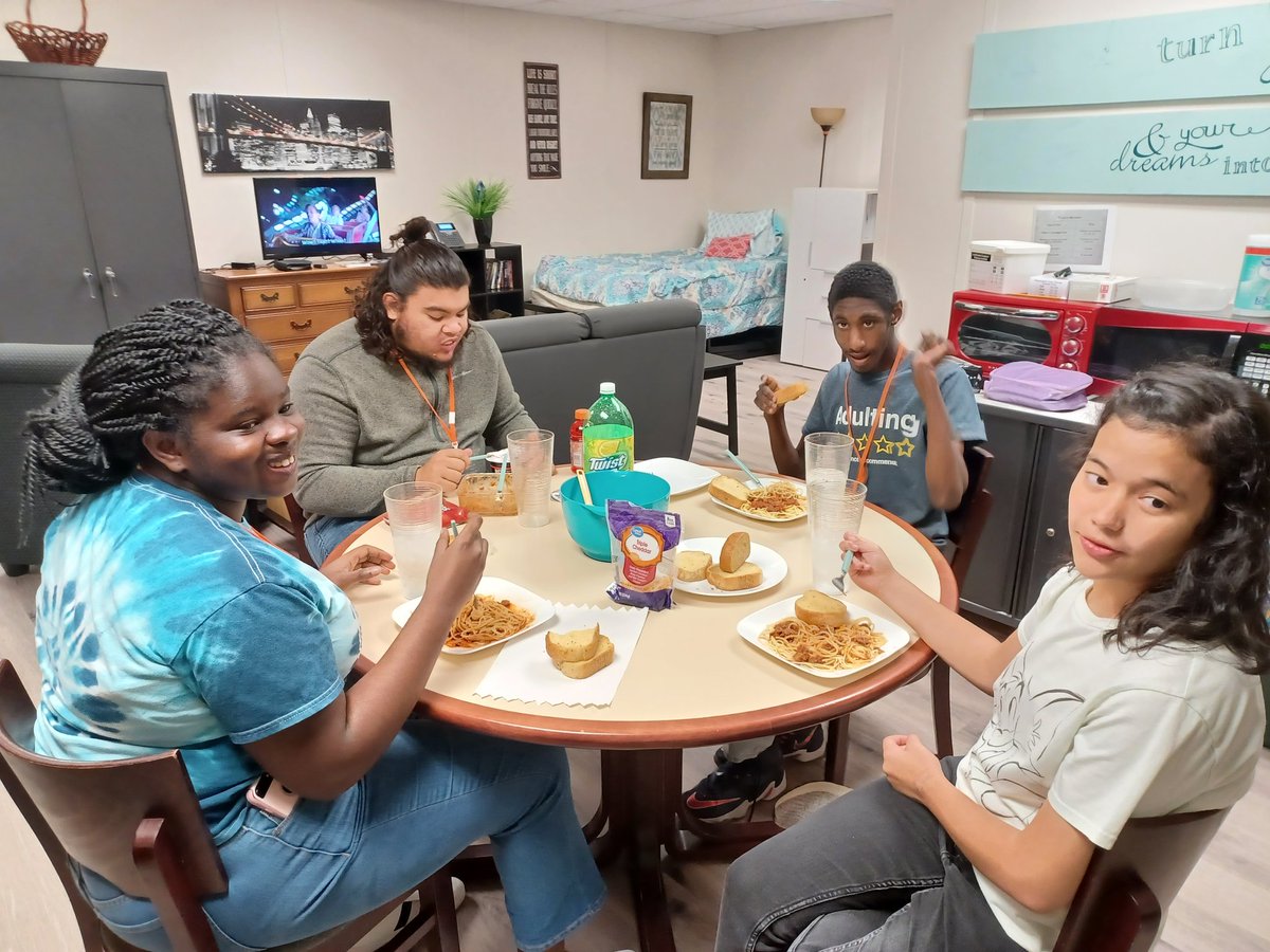 Maria De Veyra (@mariadeveyra2) on Twitter photo Teamwork makes the dream work <a href="/adulting/">adulting</a> <a href="/independence/">Charlotte Independence</a> <a href="/apartmentliving/">Apartment Living</a> <a href="/KristenFarley72/">Kristen Farley</a> <a href="/lesliejohnson81/">Leslie Johnson</a> <a href="/MarcusAllen1977/">Marcus Allen</a> Teamwork makes the dream work <a href="/adulting/">adulting</a> <a href="/independence/">Charlotte Independence</a> <a href="/apartmentliving/">Apartment Living</a> <a href="/KristenFarley72/">Kristen Farley</a> <a href="/lesliejohnson81/">Leslie Johnson</a> <a href="/MarcusAllen1977/">Marcus Allen</a>