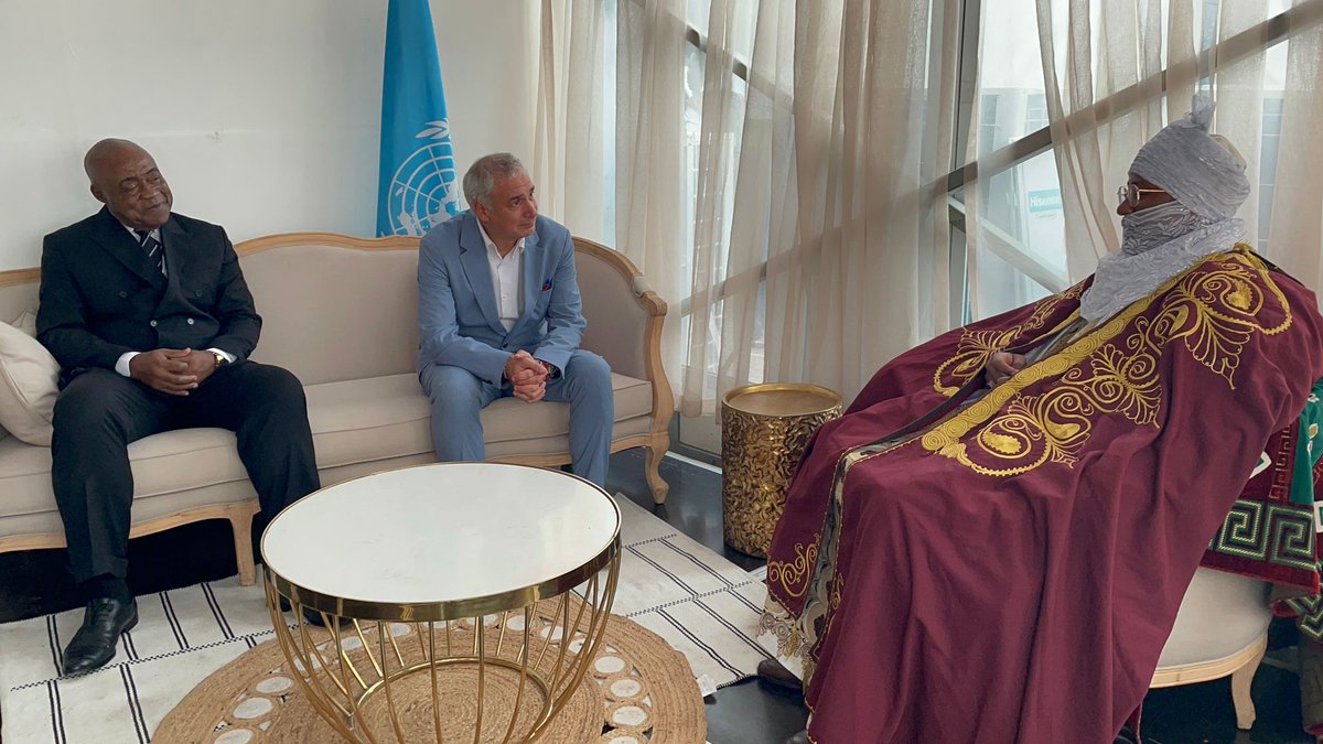 ErnestoOttoneR's tweet image. J&apos;ai félicité Sa Majesté le Sultan des Bamoun et le Ministre de la Culture pour la première inscription du #Cameroun🇨🇲 sur la Liste du #PatrimoineImmatériel de l&apos;@UNESCO_fr. C’est une reconnaissance de la signification du #Nguon, des rituels de gouvernance, pour la communauté.