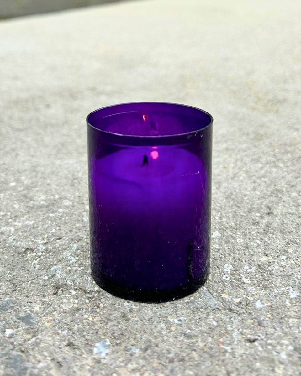 WomensCentreON's tweet photo. Today (and everyday) we honour the lives lost to gender based violence.
33 years ago, 14 courageous women studying in a male-dominated field were murdered for simply being a woman.
#16days #December6 #EndViolenceAgainstWomen #EcolePolytechnic https://t.co/U15WaJsohX