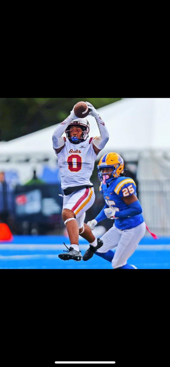 _dominicgarcia_'s tweet photo. After a conversation with @Coach_Michieli I’m extremely thankful to say I’ve received an official offer from @oaksfb 🙏🏼
@SBCCFootball #perseverance https://t.co/ta2HsKPF30