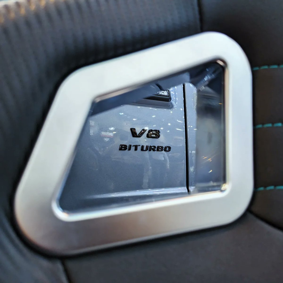 noblechairs tweet media