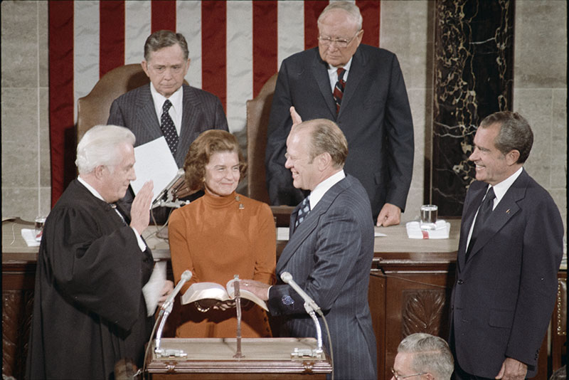 #Nixon50 #OTD 12/6/1973 Congressman Gerald R. Ford was sworn-in as Vice President of the United States. Warren E. Burger, Chief Justice of the United States Supreme Court, administered the oath of office. (Image: WHPO-E1921-21)