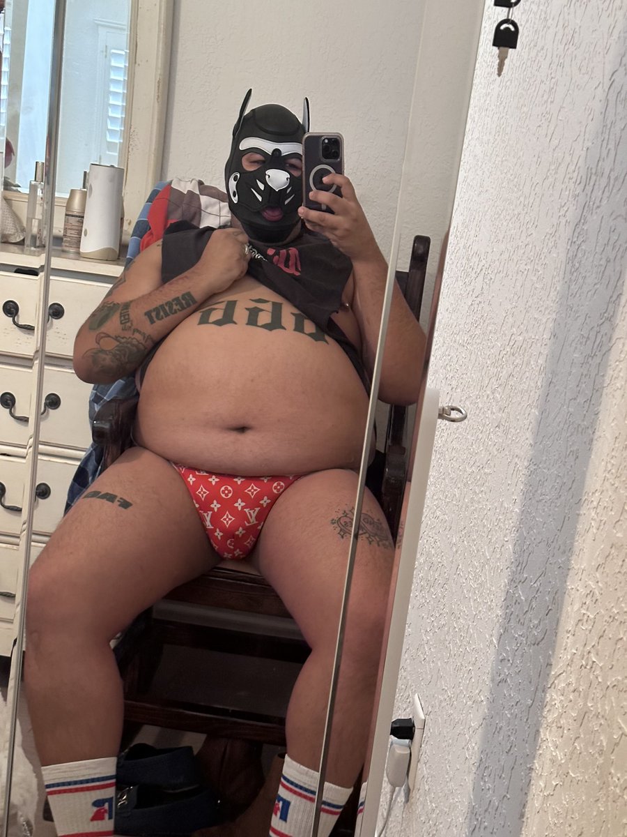 Good morning to all the good slutty pups and only the good slutty pups 🫶🏾 say it back, puppy.