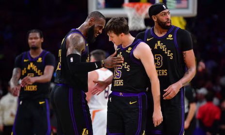 3 Point Land tweet media