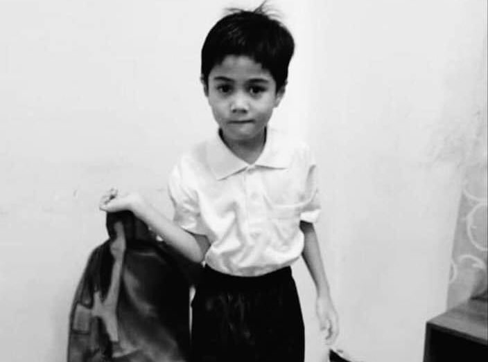 MySamudera's tweet photo. Innalillahiwainalillahirajiun..

Adik Zayn Rayyan, 6 tahun yang hilang sejak 12 tengah hari semalam (Selasa) ditemui meninggal dunia 😭😭 https://t.co/gPHwafqX1v