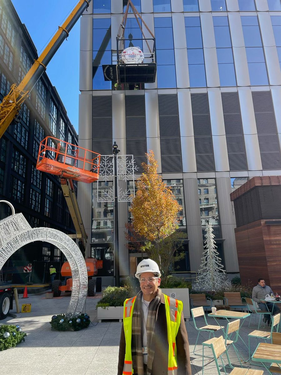 Experts will debate, but legend has it that our chairman @CGRothMDMS personally operated the crane that delivered the MRI magnet into the Honickman center a few weeks back…