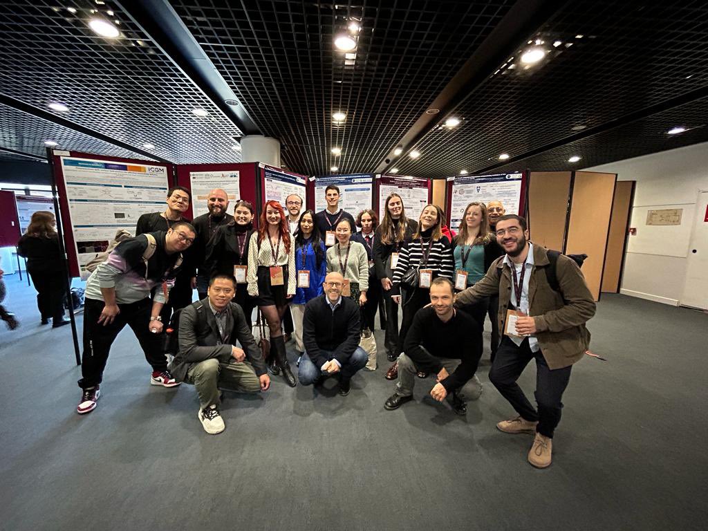 YunesLou's tweet photo. Very happy to come back again this year to the @SFNano_official annual meeting. Enjoyed as well organising the young session with the @JC2_SFNano board young colleagues/friends #nanomedecine #greatscience #awsomeatmosphere @NTsapis @Elias_Fattal @francois_fay1 https://t.co/1j2pCeFWHR