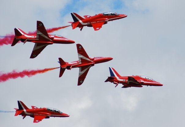 Aerotiques's tweet image. Remember our #RedArrow wing table back in the summer?  The offcuts are very nearly ready too. They’ll be on sale exclusively to our members from tomorrow. Sign up (for free, no spam) via our homepage aerotiques.co.uk #XX227 #BAeHawk