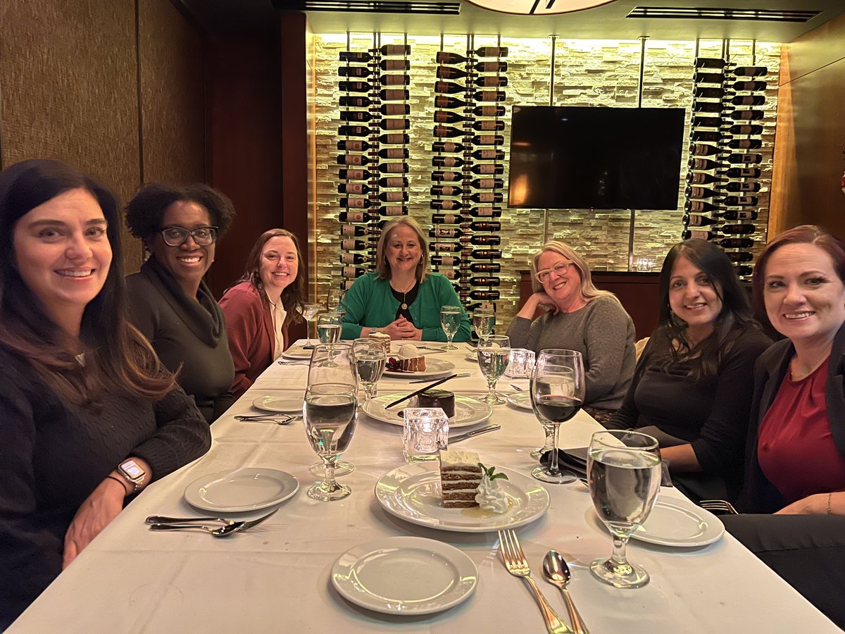 deannahoelscher's tweet photo. Sharing dinner and success stories with colleagues at @OPQIC_  at #livefromnnpqc23.  @TexasPQC @msdcenter @UTHealthSPH https://t.co/XyhnoMYpFq
