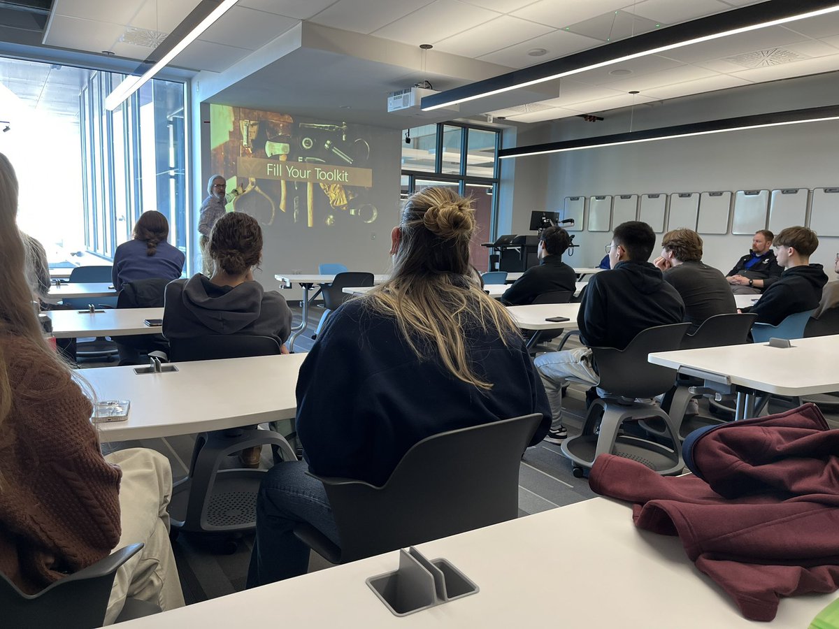 Ms. Briscoe tweet media