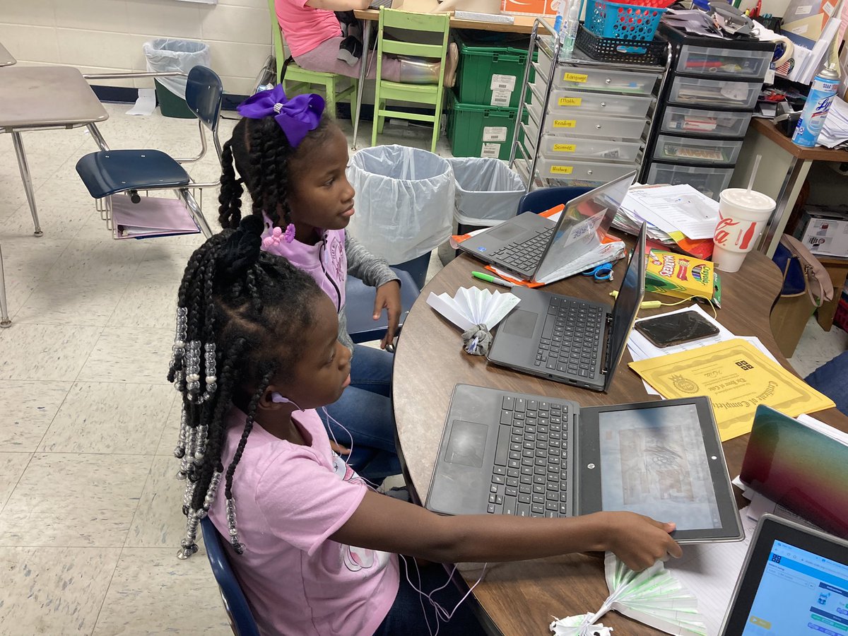 Students love participating in the annual #HourOfCode event <a href="/BBCMES/">BBCES</a>! <a href="/codeorg/">Code.org</a> <a href="/TCBOE/">Talladega Co Schools</a>