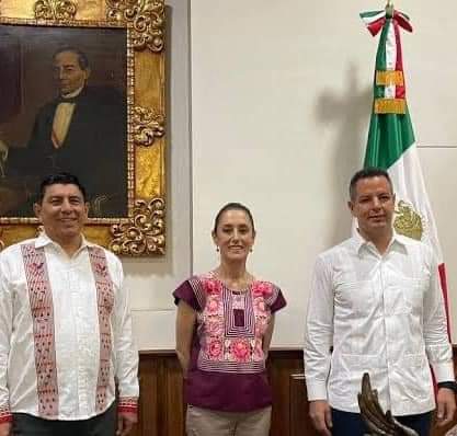 Título para la foto:
A tragar 💩 sin hacer gestos y pedir más"
Verdad <a href="/alejandromurat/">Alejandro Murat</a> ?
