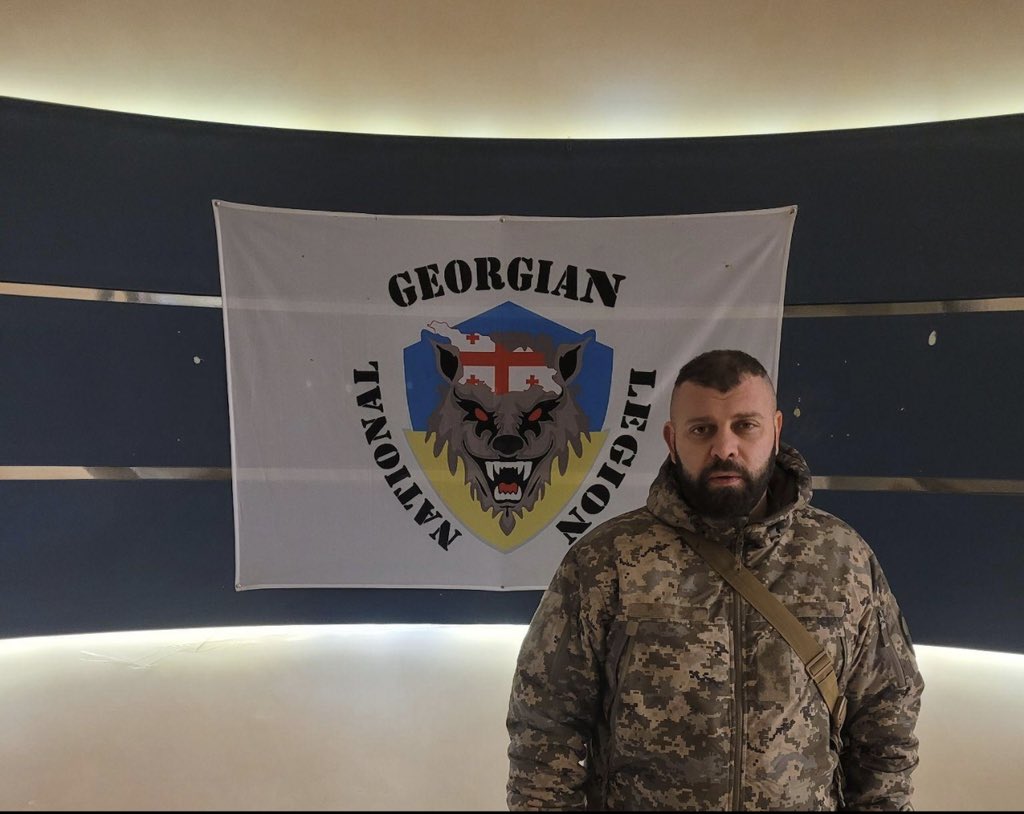 Commander Mamuka 🇬🇪 🇺🇦 WANTS 🫵 YOU to ☎️ & ✍🏼— how based is this?!? #MakeTheCall #TeamworkDreamwork #FundUkraine 

WIN a signed Georgian Legion patch or flag!!!

(easy instructions in thread) ⬇️