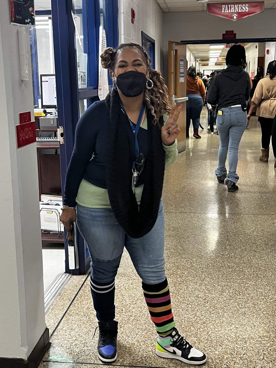 Members of our SEL team, tutors and our Math Coach have been “Drawn in”to #SEC_ISW23! <a href="/FCS_SEC/">FCS SEC</a> @BESPandaWallace