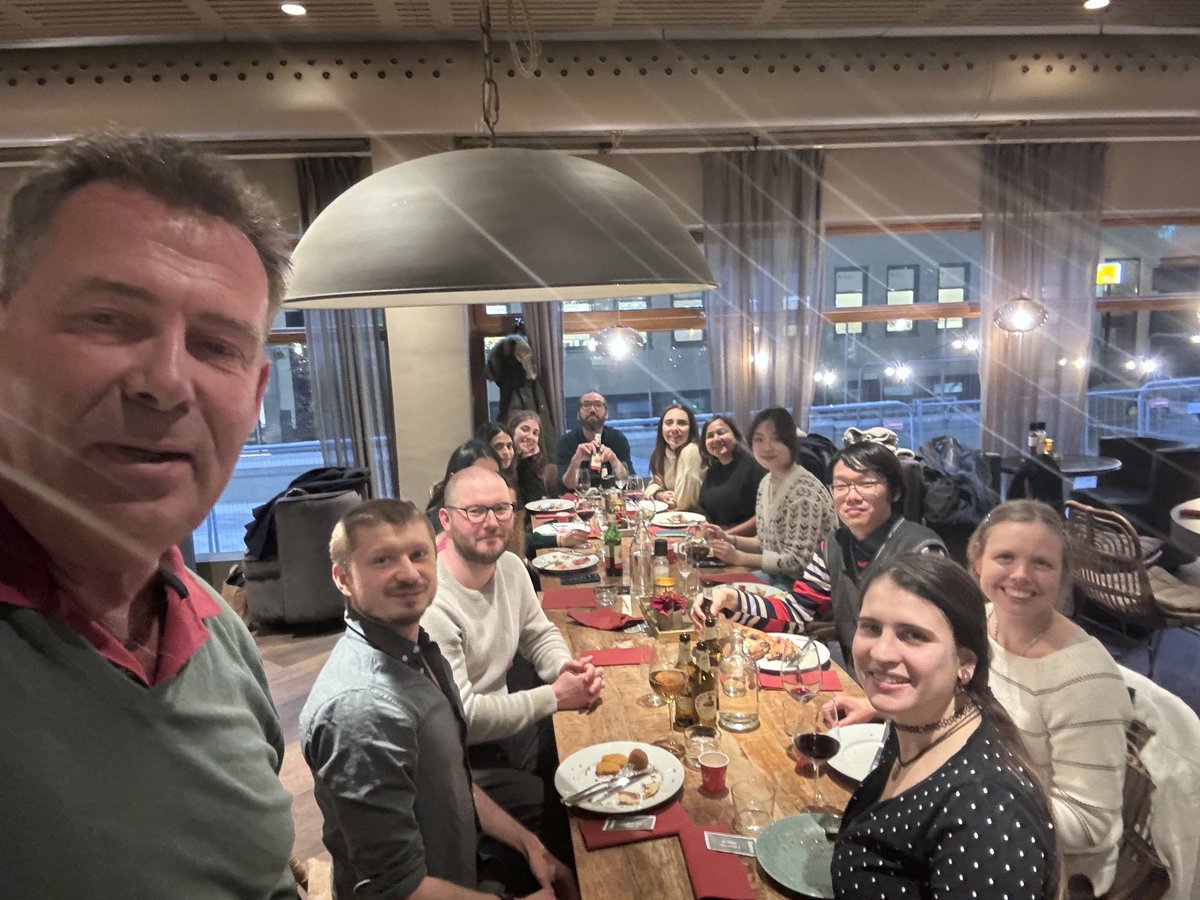 SellgrenLab tweet media