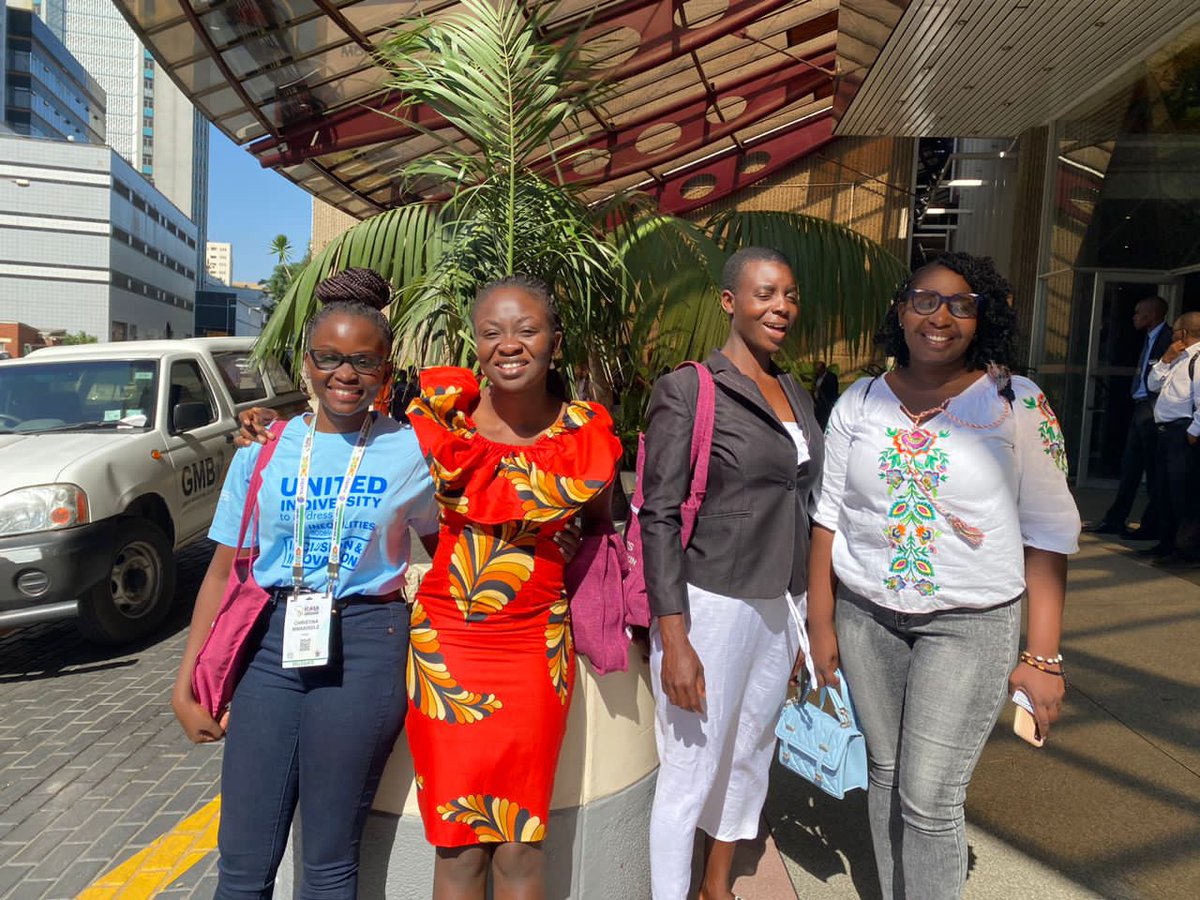 Busi22588905's tweet photo. Collective voices through digital Advocacy, with the AGYW making a difference @afiaprecious1 #ICASA2023 https://t.co/qq4E18DeWg