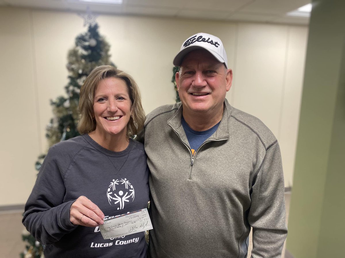 #Christmas came early for our Lucas County #SpecialOlympics program today! 33 for Charity's Doug Brummett hand delivered a $3,000 check as part of the group's 2023 charitable donations to area non-profit organizations. #YouWillDoBetterInToledo