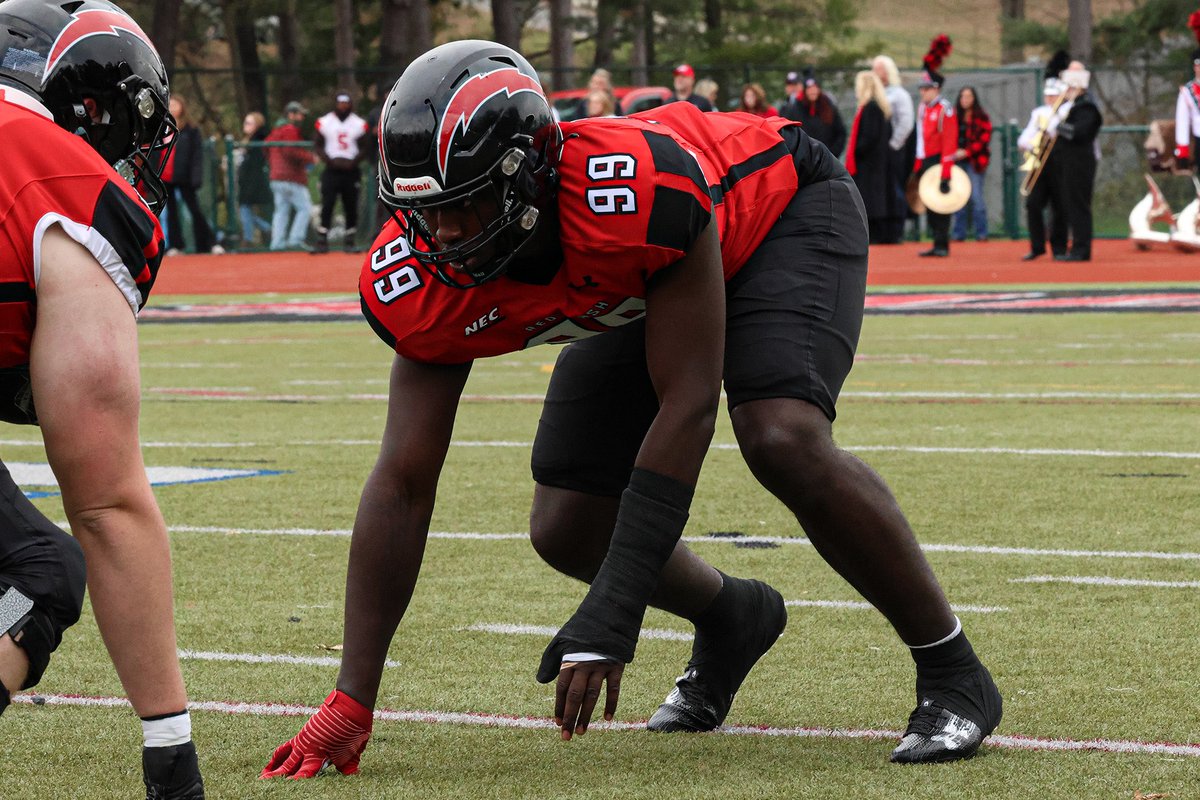 GonzalesSlade's tweet photo. #AGTG After a great conversation with @RogishTom I'm blessed to receive my First Division 1 offer (PWO) to play ball @RedFlashFB 🙏🙏🔥🔥🦍🦍   
#TRENCHDAWG #DLINE 
@CoachV_SFU @CoachScottLewis @Coach_Wils @SFHSfootballNY @JerrySmith617 @coach_wwright @PlayBookAthlete https://t.co/hfKrwvVu4v