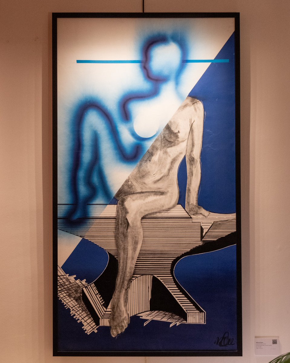 MarcusDoveArt's tweet photo. Great opening to a strong group exhibition with Secteur Privé. 
Pieces on show here are ‘Untitled Blue Anvil’ &amp; ‘Self Portrait’ , both made with mixed media and my signature use of pyrotechnics 🧨 

https://t.co/O5SGs21Mgj https://t.co/m6vk5kesIz