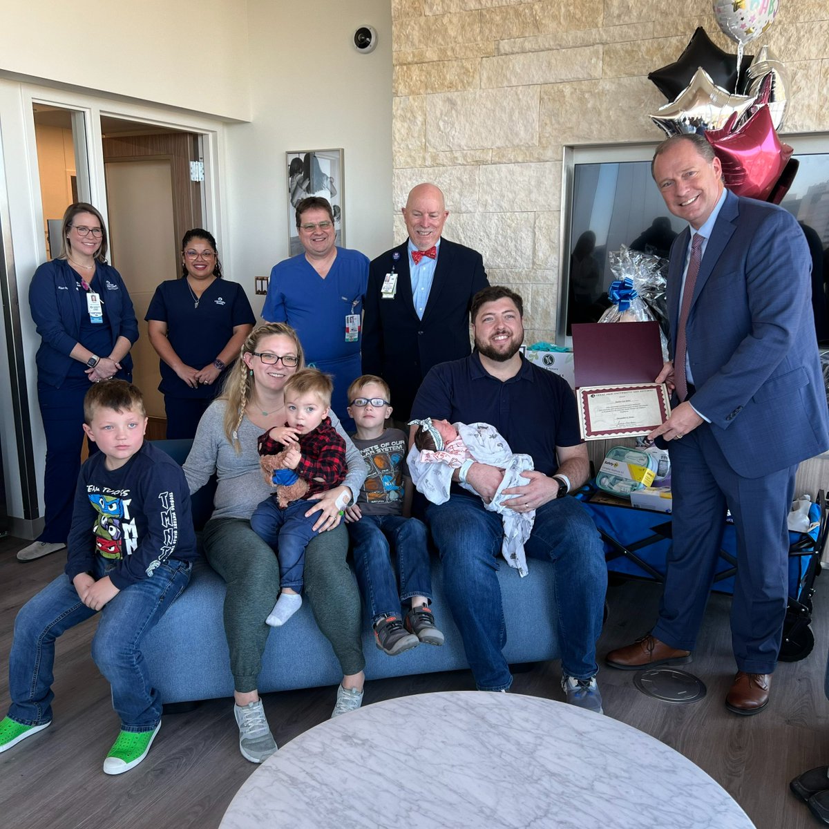 TAMUSanAntonio's tweet photo. A&M-San Antonio is proud to help celebrate the first baby born at the new @UnivHealthSA Women’s & Children’s Hospital by offering them a full tuition scholarship to the University. Congratulations to the Speer family! 🐾👶
#TAMUSA #TransformingTomorrowTogether https://t.co/5hwfsxre5j