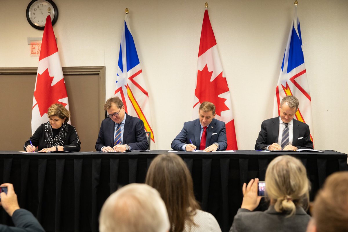 NL is incredibly well-positioned to seize the generational economic opportunities in the offshore wind industry.

That is why today, @AndrewFurey and I, alongside @Gudie & @SeamusORegan signed a Canada-NL MOU to set a clear regulatory path for offshore wind development in NL.

1/