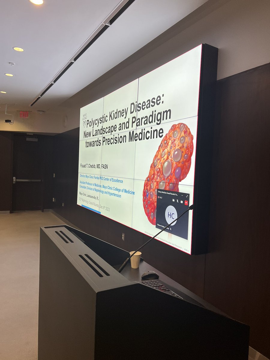 It has been such an honor be invited @CleClinicKidney @CleClinicMD grand rounds and have exciting discussions about current and future state of nephrology! I enjoyed the time with the wonderful attendings, fellows and their hospitality.