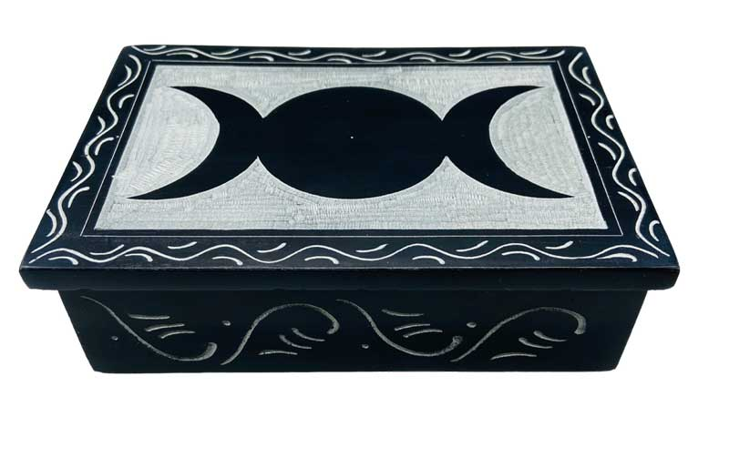 thewitchbrmclst's tweet photo. 4" x 6" Triple Moon soapstone box #goddess #witch #triplemoon https://t.co/8yLO3IuIBJ https://t.co/bjpZog5CS4