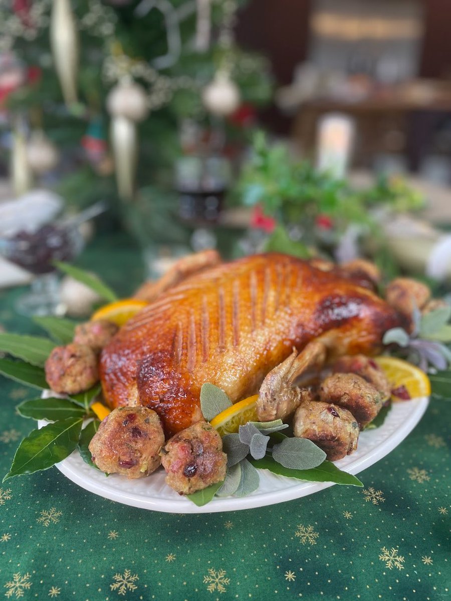 Cfulvio's tweet image. Whole Roast Duck @SilverHillDuck
Orange Roasted Silver Hill Duck with Sage Cranberry Stuffing Balls

Recipe out now bit.ly/3Yan95p

For more recipes visit silverhillduck.ie

#SilverHillChristmas​​ #ChristmasDuck​​ #SilverHill
#bestduckintheworld ​​#paidpartnership