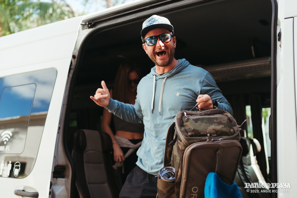 panicenlaplaya tweet media