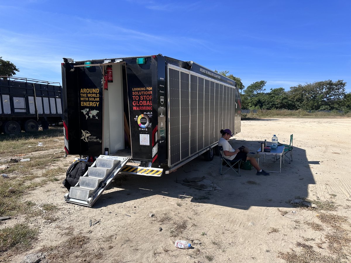 solarbutterfly5's tweet image. On the road again: drive, charge, eat, repeat.

Navigating with a mindful pace, we conserved energy, ensuring a timely arrival in Tapachula.

Stay tuned as our SolarButterfly adventure unravels! 🚗🔋🌎

#SolarButterflyTour #LongiSolar #Mexico #Tapachula