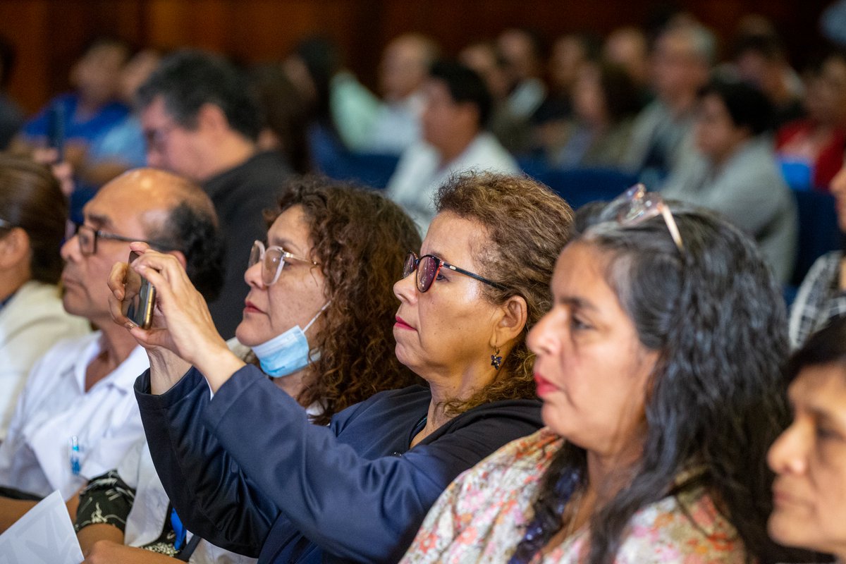 En el marco de su 30 aniversario, #Padomi realiza el XVI Congreso Internacional de Atención Domiciliaria y III Curso Internacional de Actualización en Medicina Geriátrica de EsSalud, a fin de fortalecer los conocimientos del personal y brindar una mejor atención a los asegurados.