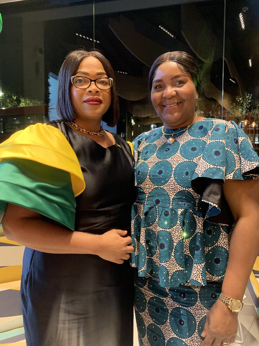 Celebrating an Afro- Caribbean Queen ⁦@MarshaLTJones⁩ thanks for your self service and congrats again in your recent award. Thanks to ⁦@JNBankUK⁩ for recognising her contribution to health service and humanity.