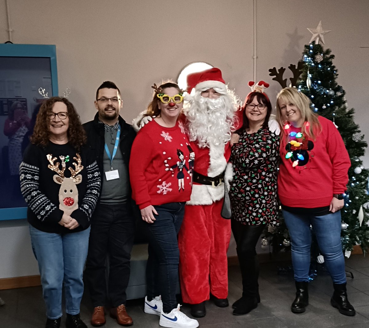 Jackie BAKER (@jackiebakercoop) on Twitter photo Great night at <a href="/coopuk/">Co-op</a> Newhouse Depot Christmas tasting party with <a href="/Michael_McC89/">Michael McCready π΄σ §σ ’σ ³σ £σ ΄σ ΏπΊπ¦</a> <a href="/peterke15545777/">Peter Kelly Shotts</a> <a href="/IslaMcMillan1/">Isla McMillan</a> <a href="/may_member/">Sharon May Member Pioneer</a> @fionaherriot <a href="/heggie_peter/">Peter Heggie</a> @LyndaCurrie4 <a href="/stacey_mo1/">Stacey Aitken</a> <a href="/DavidSuttie2/">David Suttie</a> <a href="/Tom_MPM/">Tom Copeland</a> <a href="/andybDGM/">Andy Baird</a>
#coopfestivecelebration Great night at <a href="/coopuk/">Co-op</a> Newhouse Depot Christmas tasting party with <a href="/Michael_McC89/">Michael McCready π΄σ §σ ’σ ³σ £σ ΄σ ΏπΊπ¦</a> <a href="/peterke15545777/">Peter Kelly Shotts</a> <a href="/IslaMcMillan1/">Isla McMillan</a> <a href="/may_member/">Sharon May Member Pioneer</a> @fionaherriot <a href="/heggie_peter/">Peter Heggie</a> @LyndaCurrie4 <a href="/stacey_mo1/">Stacey Aitken</a> <a href="/DavidSuttie2/">David Suttie</a> <a href="/Tom_MPM/">Tom Copeland</a> <a href="/andybDGM/">Andy Baird</a>
#coopfestivecelebration