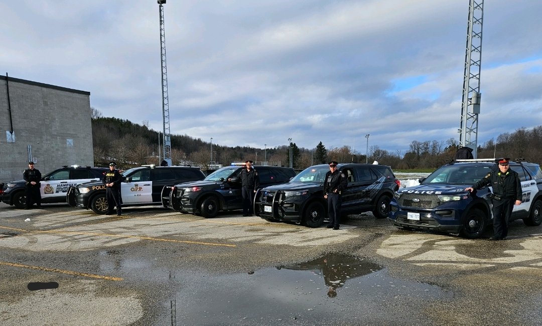 OwenSoundPolice (@owensoundpolice) on Twitter photo We are once again working with our policing partners in <a href="/GreyCounty/">Grey County</a> & <a href="/CountyofBruce/">Bruce County</a> to conduct festive RIDE checks this holiday season. Remember to #DriveSober #FindASafeRideHome. <a href="/SSPSofficial/">Saugeen Shores Police Service</a> <a href="/WestGreyPolice/">West Grey Police Service</a> <a href="/ChiefKnoll/">Christopher Knoll</a> <a href="/ChiefAmbroseOSP/">ChiefAmbroseOSPS</a> <a href="/JFluneyOSPS/">InspectorFluney OSPS</a> <a href="/Insp_DBishop/">Dave Bishop</a> <a href="/OSPApres/">James Boyle</a> We are once again working with our policing partners in <a href="/GreyCounty/">Grey County</a> & <a href="/CountyofBruce/">Bruce County</a> to conduct festive RIDE checks this holiday season. Remember to #DriveSober #FindASafeRideHome. <a href="/SSPSofficial/">Saugeen Shores Police Service</a> <a href="/WestGreyPolice/">West Grey Police Service</a> <a href="/ChiefKnoll/">Christopher Knoll</a> <a href="/ChiefAmbroseOSP/">ChiefAmbroseOSPS</a> <a href="/JFluneyOSPS/">InspectorFluney OSPS</a> <a href="/Insp_DBishop/">Dave Bishop</a> <a href="/OSPApres/">James Boyle</a>