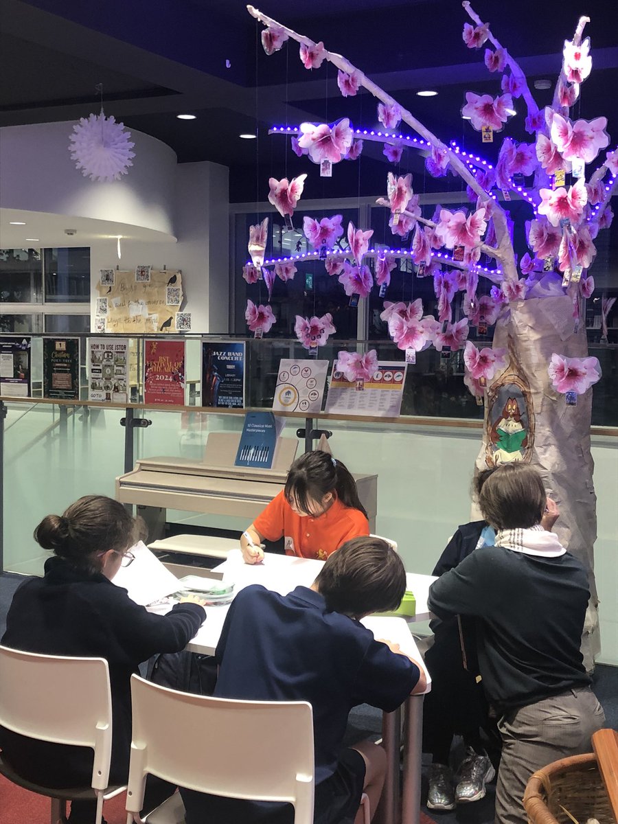 Students from Yrs 7 - 11 were involved in a creative writing workshop with Melissa Uchiyama, writing coach & founder of Tokyo Kids Write. It was wonderful to watch inspiration hit, see ideas develop and collaboration strengthen confidence. #BSTArtsFest @BST_Tokyo @BST_Secondary