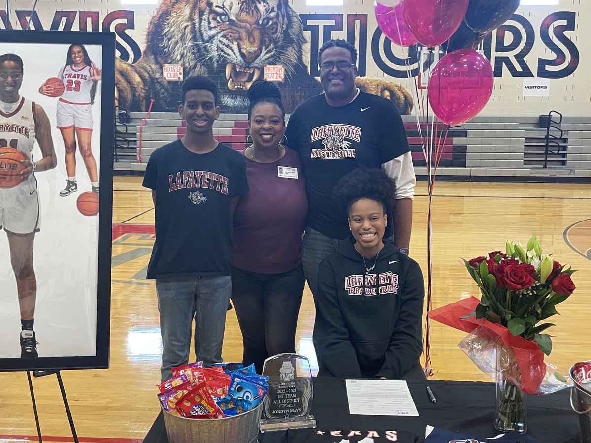 THS_Tigers's tweet image. Jordyn Mays will take her hoop skills to the eastern seaboard as she’ll play her college basketball at Lafayette College in Pennsylvania. Congratulations on this achievement!