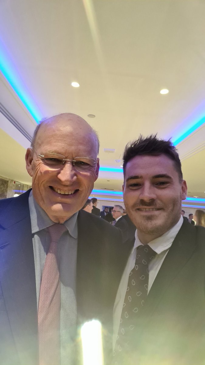 ZackJ0nes's tweet photo. The great man himself #JohnnyG #Gosden https://t.co/TlOxsgMWes