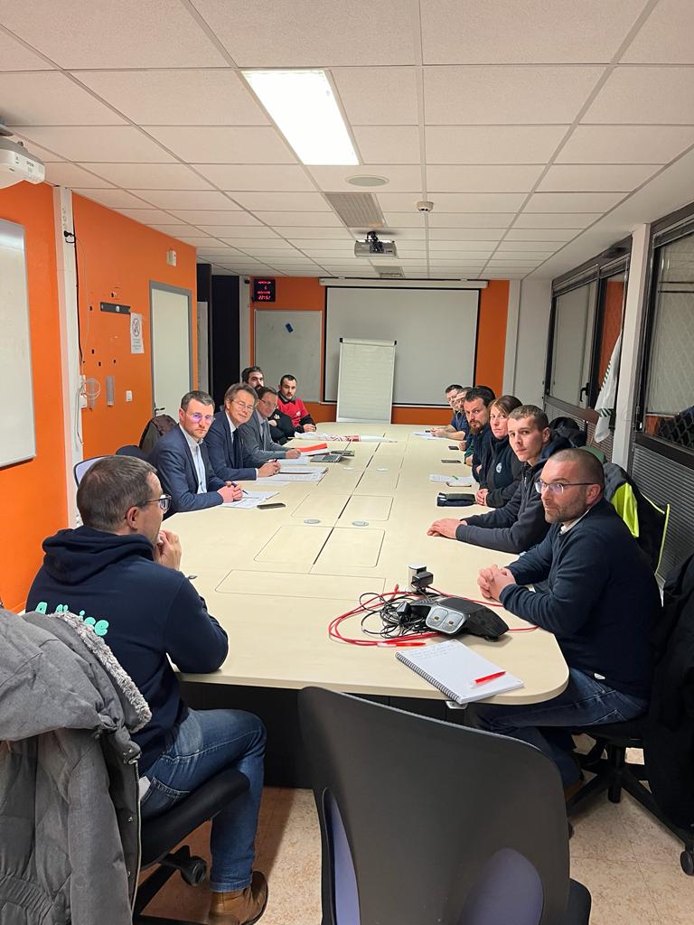 LA PROFESSION ATTENDS DES ACTES ! 🚜