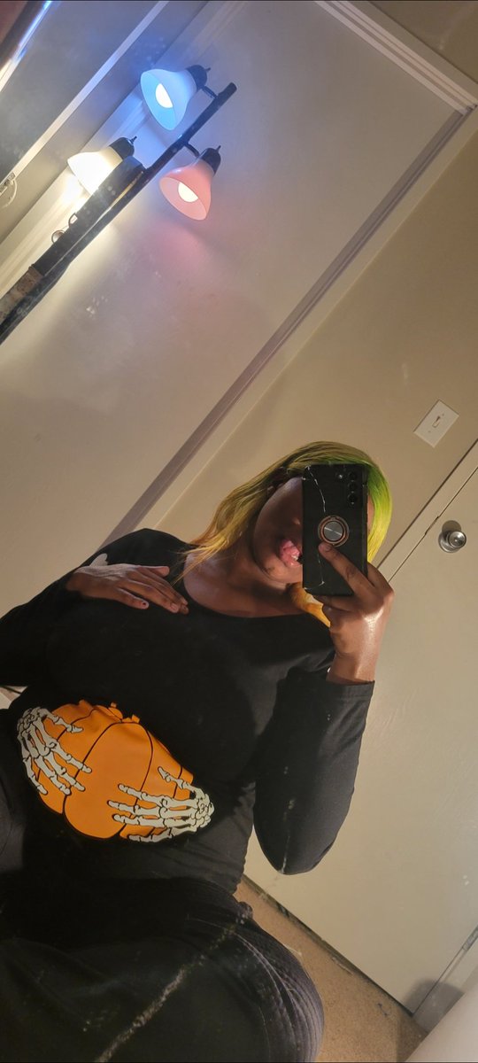 MissSummer666's tweet photo. You used to send for one now  you'll send for two 🖕🏾

Findom brat Findomme finsub simp pregnant silentsender ebonygoddess blackgoddess blackfindom https://t.co/20jlQmC4wO