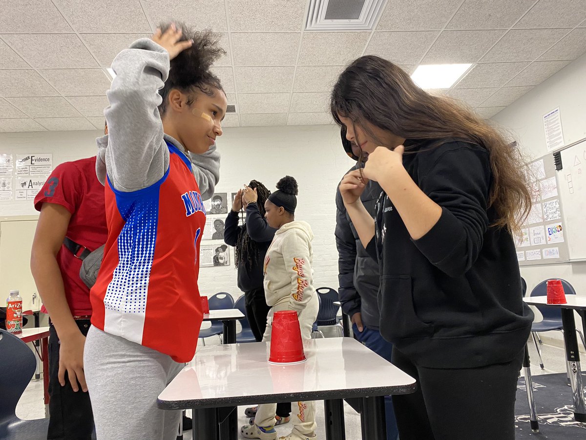 LosonROC's tweet photo. RESTORATIVE: Shout out to @rocrestorative for leading team building activities for @RCSDMonroe 7th graders!  Lots of fun activities and conversations.  @RCSDNYS #growthmindset https://t.co/K7eqGaJiVb