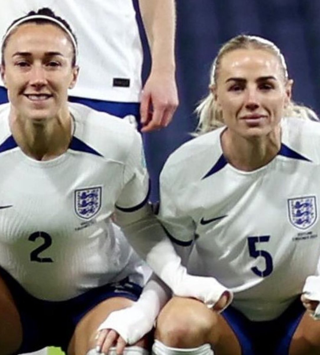 mcfoord's tweet photo. Guys #Gronze has been confirmed. Sorry @keiirawalsh #woso #Lionesses #lucybronze #alexgreenwood #Wonze https://t.co/n8JOypMK4x