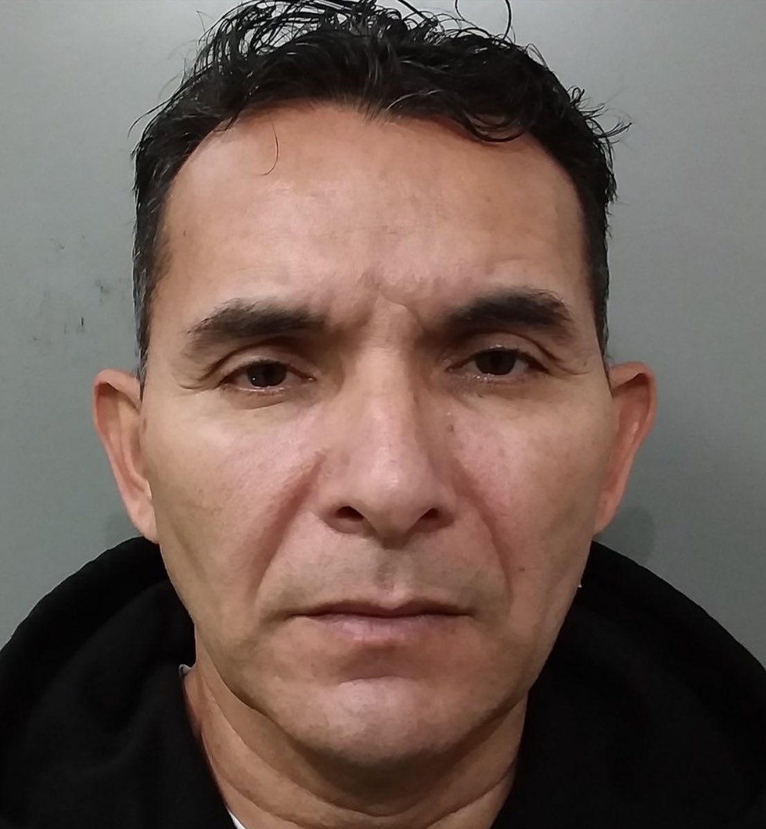 A CA pastor has been arrested &amp; held on $10M bond for 16 charges related to child molestation. 

There are 4 known victims &amp; he’s facing charges for kidnapping &amp; multiple counts of forcible rape on a child under 14 &amp; over 14. 

Meet Pastor Victor Manuel Hernandez-Pineda.