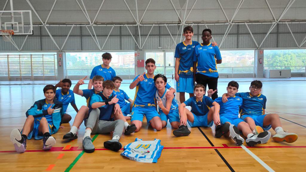 #BALONCESTO🏀. ‼️Este equipo está on fire 🔥‼️🙌🏻
Nuestro infantil masculino ha ganado esta mañana a <a href="/CBBegastri/">CB Begastri</a> (68-31) y sigue líder invicto de grupo Plata regional tras 8 jornadas, ¡espectacular racha y qué bien juegan! ☺️☺️
¡Enhorabuena! 🎉
#goeliobasket💙🏀