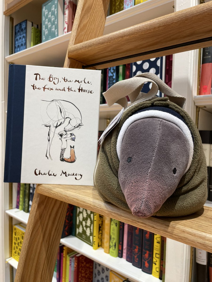 Hatchards Cheltenham tweet media