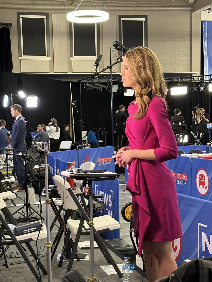 Live in Tuscaloosa, Alabama covering the 4th Republican primary debate for our affiliates. Nikki Haley, Ron DeSantis, Vivek Ramaswamy & Chris Christie will all be on stage tonight. #CNN #Newsource