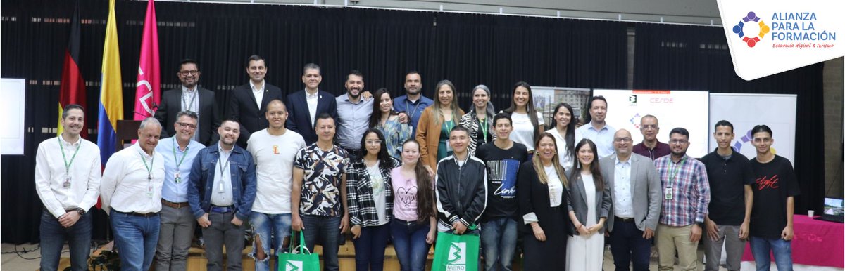 Alianza para la Formación tweet media