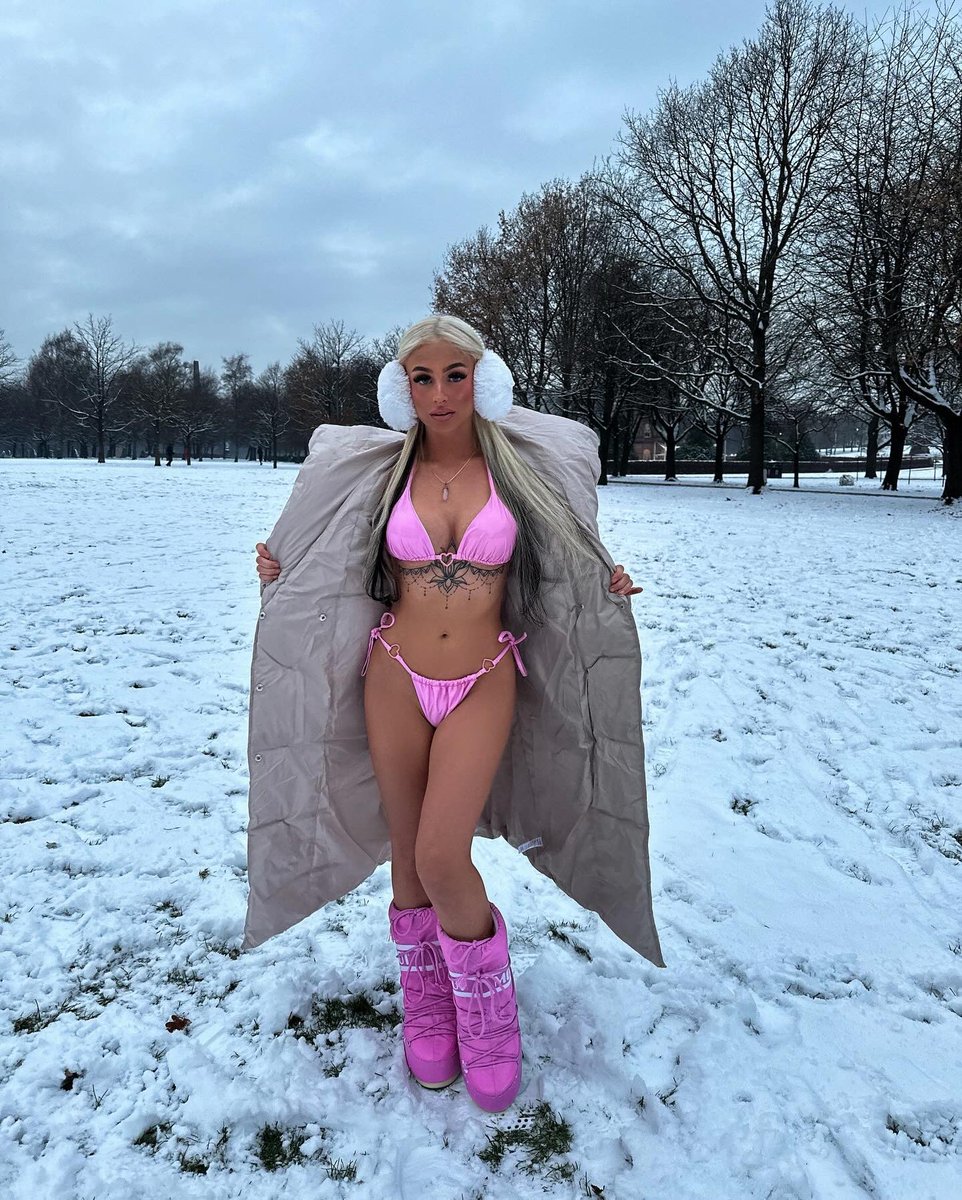 Cum make snow angels with me ❄️