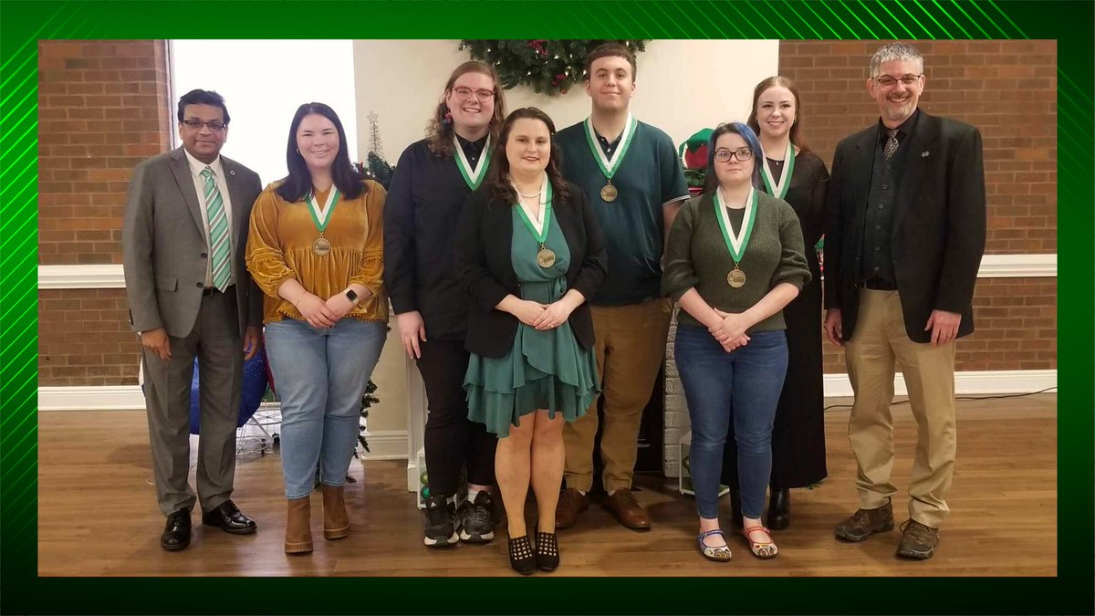🎓✨ Today's <a href="/marshallu/">Marshall University</a> Honors Winter Medallion Ceremony recognized students graduating this Saturday. Congrats on reaching this milestone! #MarshallHonors #GraduationCelebration